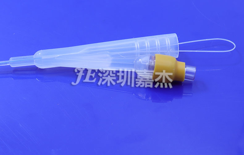 怎么用導(dǎo)尿管幫狗狗導(dǎo)尿？