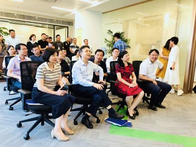 自貿新時代 聚力新金融丨南京市政府副市長冉華一行蒞臨安元參觀指導